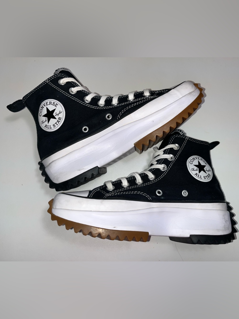 Converse Black and White High Top Sneakers Run Star